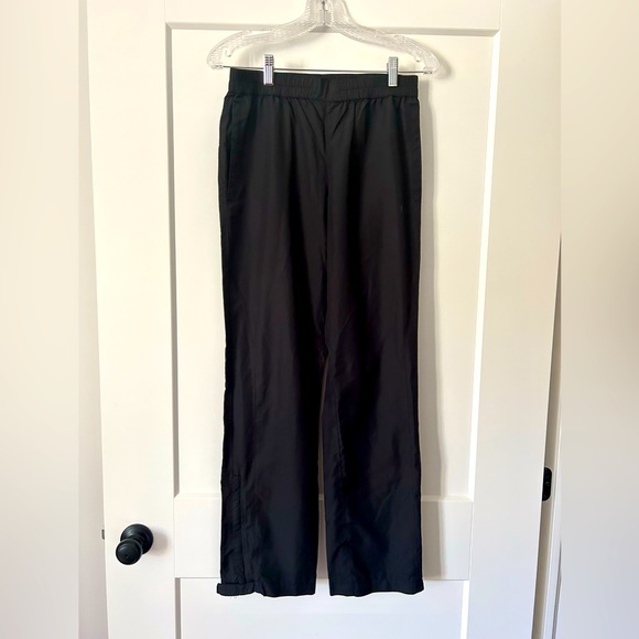 Maggie Lane black rain pants - perfect for fall or spring activities. - Picture 1 of 4